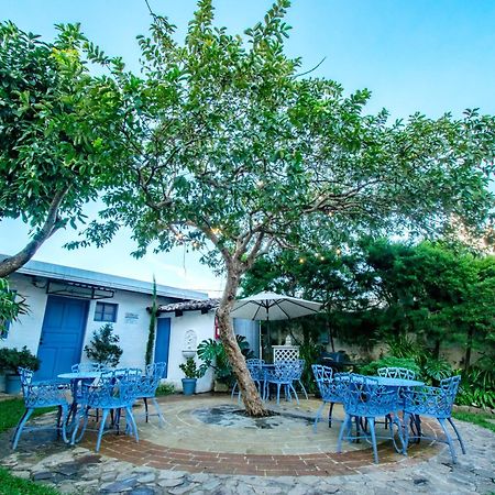Hotel Casa Pino, Tu Casa En Ataco กอนเซ็ปซิอ็อน เด อาตาโก ภายนอก รูปภาพ
