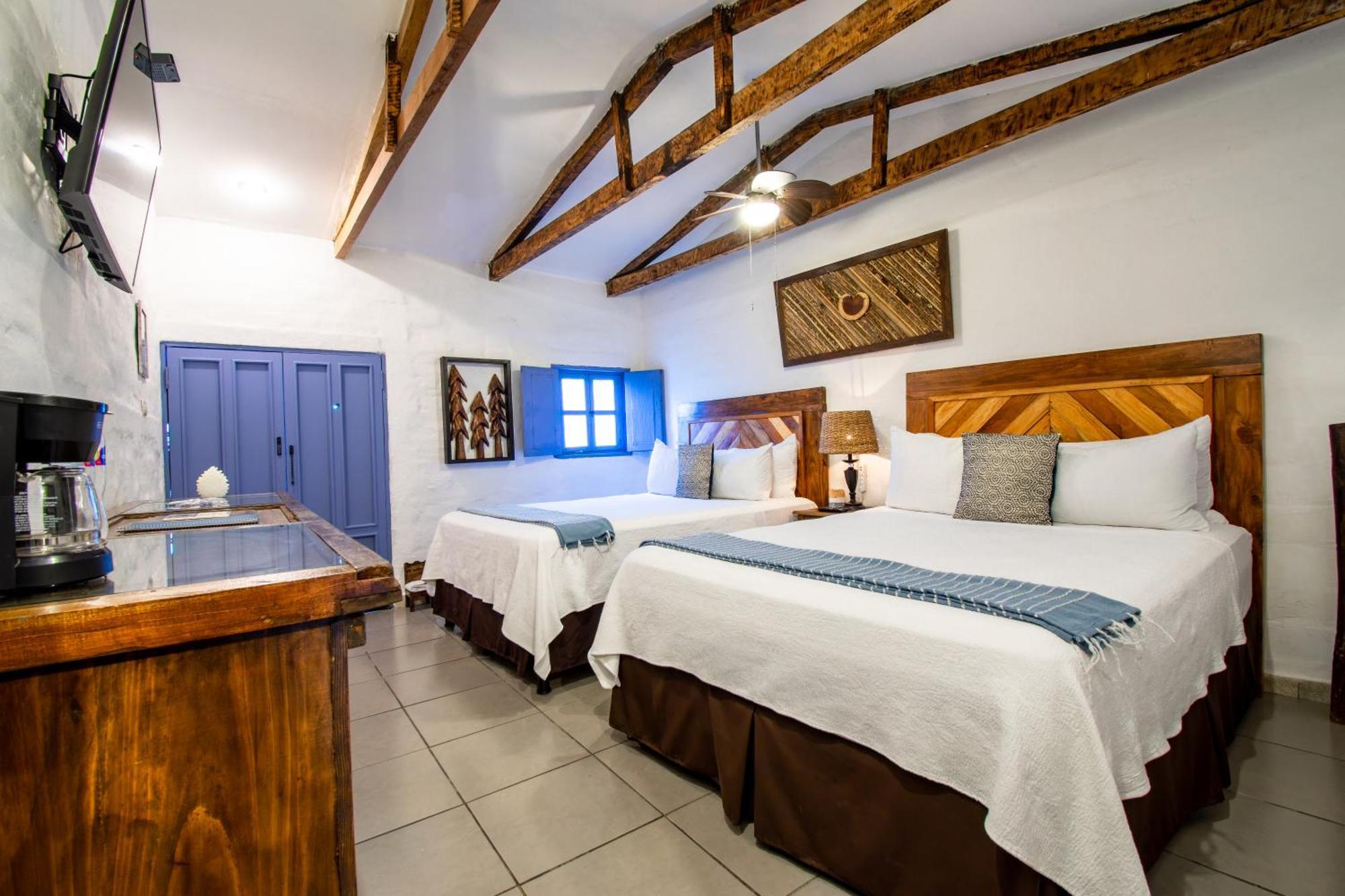 Hotel Casa Pino, Tu Casa En Ataco กอนเซ็ปซิอ็อน เด อาตาโก ภายนอก รูปภาพ